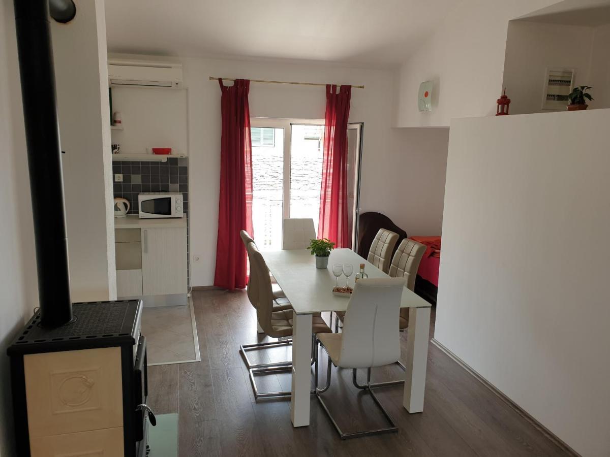 The Heart Of Dalmatia Apartment พรีมอชเตน ภายนอก รูปภาพ