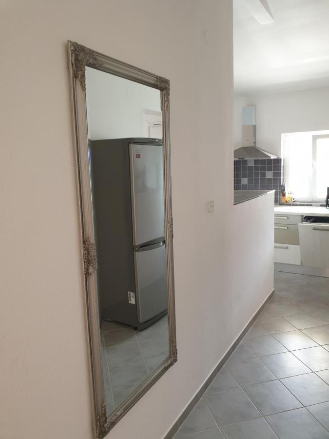 The Heart Of Dalmatia Apartment พรีมอชเตน ภายนอก รูปภาพ