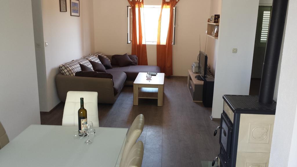 The Heart Of Dalmatia Apartment พรีมอชเตน ห้อง รูปภาพ